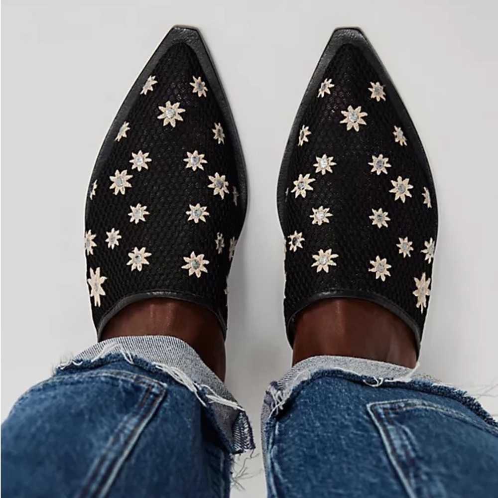 FREE PEOPLE Becky Daisy Mules